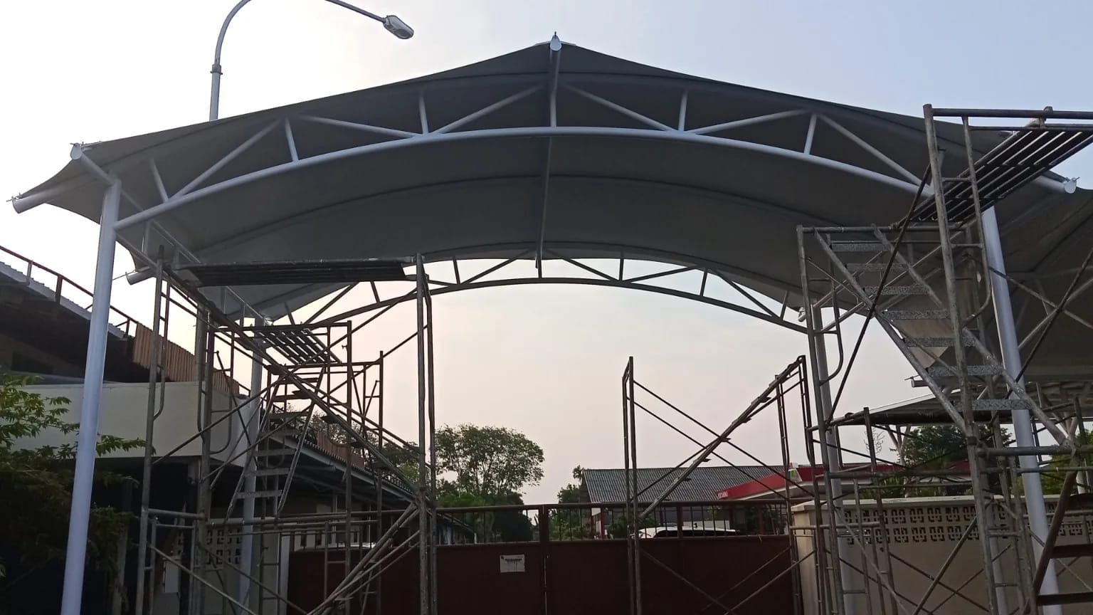 Referensi proyek kanopi membrane Tensile Membrane Indonesia, foto 1